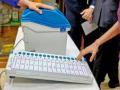 Voting underway for Maharashtra's Kasba Peth, Chinchwad assembly bypolls - Hindi News | Voting underway for Maharashtra's Kasba Peth, Chinchwad assembly bypolls | Latest maharashtra News at Lokmattimes.com