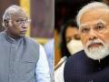 Mallikarjun Kharge hits back at PM Modi, says those destroying democracy are talking of saving it - Hindi News | Mallikarjun Kharge hits back at PM Modi, says those destroying democracy are talking of saving it | Latest national News at Lokmattimes.com