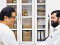 Mumbai: Maha CM Eknath Shinde meets MNS chief Raj Thackeray at his residence - Hindi News | Mumbai: Maha CM Eknath Shinde meets MNS chief Raj Thackeray at his residence | Latest maharashtra News at Lokmattimes.com