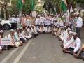 Mumbai: NCP supporters protest outside ED office over summons to Jayant Patil - Hindi News | Mumbai: NCP supporters protest outside ED office over summons to Jayant Patil | Latest maharashtra News at Lokmattimes.com