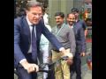 Cycling on Bengaluru's Church Street with ‘Masala Chai’ and UPI payment impressed the Dutch PM - Hindi News | Cycling on Bengaluru's Church Street with ‘Masala Chai’ and UPI payment impressed the Dutch PM | Latest national News at Lokmattimes.com
