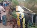 Bus Accident in Tamil Nadu: One Killed, Several Injured After TNSTC Bus Overturns in Thanjavur (Watch Video) - Hindi News | Bus Accident in Tamil Nadu: One Killed, Several Injured After TNSTC Bus Overturns in Thanjavur (Watch Video) | Latest national News at Lokmattimes.com