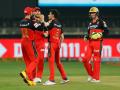 From 121-2, to 153 all out, batting collapse by SRH gives RCB a 10 run win - Hindi News | From 121-2, to 153 all out, batting collapse by SRH gives RCB a 10 run win | Latest cricket News at Lokmattimes.com