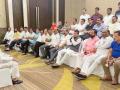 Eknath Shinde's MLAs, celebrate following his name being announced as the Chief Minister of Maharashtra - Hindi News | Eknath Shinde's MLAs, celebrate following his name being announced as the Chief Minister of Maharashtra | Latest maharashtra News at Lokmattimes.com