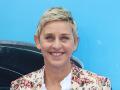 Ellen DeGeneres experiencing unexpected symptom after COVID-19 diagnosis: Calls it 'bad' - Hindi News | Ellen DeGeneres experiencing unexpected symptom after COVID-19 diagnosis: Calls it 'bad' | Latest entertainment News at Lokmattimes.com