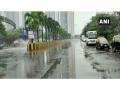 Rain lashes parts of Mumbai; light to moderate rain to continue for next 3-4 hours - Hindi News | Rain lashes parts of Mumbai; light to moderate rain to continue for next 3-4 hours | Latest maharashtra News at Lokmattimes.com