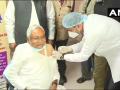 After Modi, Bihar CM Nitish Kumar gets first dose of COVID-19 vaccine - Hindi News | After Modi, Bihar CM Nitish Kumar gets first dose of COVID-19 vaccine | Latest national News at Lokmattimes.com