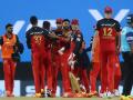 Sunrisers suffer batting collapse, as Bangalore win by 6 runs in edge of the seat thriller - Hindi News | Sunrisers suffer batting collapse, as Bangalore win by 6 runs in edge of the seat thriller | Latest cricket News at Lokmattimes.com