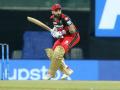 Mumbai's losing streak continues in IPL opening encounters, RCB win by 2 wickets - Hindi News | Mumbai's losing streak continues in IPL opening encounters, RCB win by 2 wickets | Latest cricket News at Lokmattimes.com