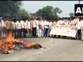 Pro-Kannada organisation activists held protests against Maharashtra in Gadag district over border dispute - Hindi News | Pro-Kannada organisation activists held protests against Maharashtra in Gadag district over border dispute | Latest maharashtra News at Lokmattimes.com
