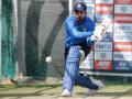KL Rahul and Mayank Agarwal join Team India, Navdeep Saini returns from isolation for 2nd ODI - Hindi News | KL Rahul and Mayank Agarwal join Team India, Navdeep Saini returns from isolation for 2nd ODI | Latest cricket News at Lokmattimes.com