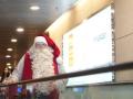Santa Claus arrives in Mumbai from Finland to spread cheer - Hindi News | Santa Claus arrives in Mumbai from Finland to spread cheer | Latest maharashtra News at Lokmattimes.com