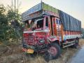 Maharashtra: Nine killed in truck-van collision on Mumbai-Goa highway - Hindi News | Maharashtra: Nine killed in truck-van collision on Mumbai-Goa highway | Latest maharashtra News at Lokmattimes.com