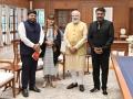 Prime Minister Narendra Modi hails 'The Kashmir Files' filmmakers - Hindi News | Prime Minister Narendra Modi hails 'The Kashmir Files' filmmakers | Latest entertainment News at Lokmattimes.com