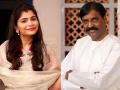 Singer Chinmayi Sripaada shares her #MeToo ordeal against lyricist-poet Vairamuthu - Hindi News | Singer Chinmayi Sripaada shares her #MeToo ordeal against lyricist-poet Vairamuthu | Latest entertainment News at Lokmattimes.com
