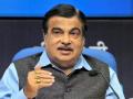 Nitin Gadkari stands in queue like common man to board flight, video goes viral - Hindi News | Nitin Gadkari stands in queue like common man to board flight, video goes viral | Latest social-viral News at Lokmattimes.com