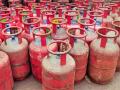 Commercial, Domestic LPG cylinder prices hiked by Rs 350.5 and Rs 50 - Hindi News | Commercial, Domestic LPG cylinder prices hiked by Rs 350.5 and Rs 50 | Latest national News at Lokmattimes.com