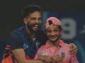 Elvish Yadav Responds to Backlash Over Hugging Munawar Faruqui During ISPL Opener, Watch Video - Hindi News | Elvish Yadav Responds to Backlash Over Hugging Munawar Faruqui During ISPL Opener, Watch Video | Latest social-viral News at Lokmattimes.com