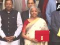 Union Budget 2025: Nirmala Sitharaman to Present Budget Digitally via Tablet, Replacing Traditional ‘Bahi Khata’ - Hindi News | Union Budget 2025: Nirmala Sitharaman to Present Budget Digitally via Tablet, Replacing Traditional ‘Bahi Khata’ | Latest national News at Lokmattimes.com