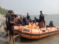 Assam Boat Tragedy: One Dead, Sevral Missing as Boat Overturns in Brahmaputra, Search Operation Underway - Hindi News | Assam Boat Tragedy: One Dead, Sevral Missing as Boat Overturns in Brahmaputra, Search Operation Underway | Latest national News at Lokmattimes.com