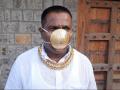 COVID-19: Pune man wears gold mask worth Rs 2.89 lakh to protect self from the virus - Hindi News | COVID-19: Pune man wears gold mask worth Rs 2.89 lakh to protect self from the virus | Latest maharashtra News at Lokmattimes.com
