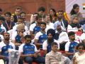 LoP Rahul Gandhi Seated in Last Row During 78th Independence Day Celebrations, MoD Issues Clarification (Watch Video) - Hindi News | LoP Rahul Gandhi Seated in Last Row During 78th Independence Day Celebrations, MoD Issues Clarification (Watch Video) | Latest national News at Lokmattimes.com