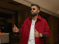 Hardik Pandya Joins Mumbai Indians Ahead of IPL 2025 After Champions Trophy Triumph (Watch Video) - Hindi News | Hardik Pandya Joins Mumbai Indians Ahead of IPL 2025 After Champions Trophy Triumph (Watch Video) | Latest cricket News at Lokmattimes.com