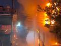 Gurugram Fire: Massive Blaze Erupts at Showroom, No Injuries Reported (Watch Video) - Hindi News | Gurugram Fire: Massive Blaze Erupts at Showroom, No Injuries Reported (Watch Video) | Latest national News at Lokmattimes.com