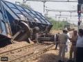 Haryana Train Derailment: Two Coaches of Goods Train Derailed Near Faridabad Railway Station (Watch Video) - Hindi News | Haryana Train Derailment: Two Coaches of Goods Train Derailed Near Faridabad Railway Station (Watch Video) | Latest national News at Lokmattimes.com