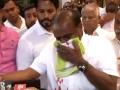 HD Kumaraswamy Hospitalised After Nosebleed; Shocking Visuals Surface (Watch Video) - Hindi News | HD Kumaraswamy Hospitalised After Nosebleed; Shocking Visuals Surface (Watch Video) | Latest national News at Lokmattimes.com