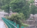 Himachal Pradesh: Cloudburst Triggers Flash Flood, Closes Section of National Highway-3 in Kullu (Watch Video) - Hindi News | Himachal Pradesh: Cloudburst Triggers Flash Flood, Closes Section of National Highway-3 in Kullu (Watch Video) | Latest national News at Lokmattimes.com
