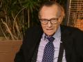 Popular American host Larry King hospitalized after getting infected with COVID-19 - Hindi News | Popular American host Larry King hospitalized after getting infected with COVID-19 | Latest entertainment News at Lokmattimes.com