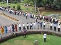 To Mark ’International Day of Democracy, ’Karnataka Forms a 2,500-km-Long Human Chain - Hindi News | To Mark ’International Day of Democracy, ’Karnataka Forms a 2,500-km-Long Human Chain | Latest national News at Lokmattimes.com