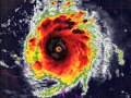 Hurricane Beryl Makes Landfall as a Powerful Category 4 Storm on Caribbean Island of Carriacou - Hindi News | Hurricane Beryl Makes Landfall as a Powerful Category 4 Storm on Caribbean Island of Carriacou | Latest international News at Lokmattimes.com