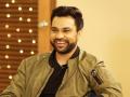 Filmmaker Ali Abbas Zafar gets married, teases his fans with a incomplete wedding picture - Hindi News | Filmmaker Ali Abbas Zafar gets married, teases his fans with a incomplete wedding picture | Latest entertainment News at Lokmattimes.com