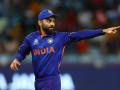 "I am not okay with this": Virat Kohli loses cool after inside video of his hotel room goes viral! - Hindi News | "I am not okay with this": Virat Kohli loses cool after inside video of his hotel room goes viral! | Latest cricket News at Lokmattimes.com