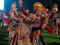 Maharashtra govt allows organisers to hold Garba till midnight - Hindi News | Maharashtra govt allows organisers to hold Garba till midnight | Latest maharashtra News at Lokmattimes.com