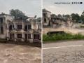 Punjab: Building Collapses Shortly After Indian Army Airlifts 22 CRPF Personnel, Civilians Near Madhopur Headworks (Watch) - Hindi News | Punjab: Building Collapses Shortly After Indian Army Airlifts 22 CRPF Personnel, Civilians Near Madhopur Headworks (Watch) | Latest national News at Lokmattimes.com