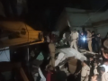 Indore Building Collapse: Five-Storey Structure Falls in Ranipura, Several Feared Trapped (VIDEO) - Hindi News | Indore Building Collapse: Five-Storey Structure Falls in Ranipura, Several Feared Trapped (VIDEO) | Latest national News at Lokmattimes.com