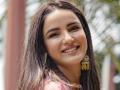 Actress Jasmin Bhasin hospitalised in Mumbai after holiday trip with Aly Goni - Hindi News | Actress Jasmin Bhasin hospitalised in Mumbai after holiday trip with Aly Goni | Latest entertainment News at Lokmattimes.com