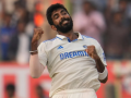 Jasprit Bumrah Completes 400 Wickets in International Cricket During IND vs BAN 1st Test 2024 (Watch Video) - Hindi News | Jasprit Bumrah Completes 400 Wickets in International Cricket During IND vs BAN 1st Test 2024 (Watch Video) | Latest cricket News at Lokmattimes.com