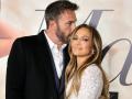 Jennifer Lopez Files for Divorce From Ben Affleck After Two Years of Marriage - Hindi News | Jennifer Lopez Files for Divorce From Ben Affleck After Two Years of Marriage | Latest entertainment News at Lokmattimes.com