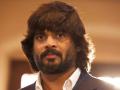 R Madhavan loses his cool after a troll calls the actor drug addict and alcoholic - Hindi News | R Madhavan loses his cool after a troll calls the actor drug addict and alcoholic | Latest entertainment News at Lokmattimes.com