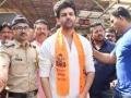 Kartik Aaryan seeks blessings at Siddhivinayak on 'Satyaprem Ki Katha' release - Hindi News | Kartik Aaryan seeks blessings at Siddhivinayak on 'Satyaprem Ki Katha' release | Latest entertainment News at Lokmattimes.com