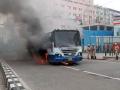 Karnataka Shocker: Bus Carrying 30 Passengers Catches Fire in Bengaluru (Watch Video) - Hindi News | Karnataka Shocker: Bus Carrying 30 Passengers Catches Fire in Bengaluru (Watch Video) | Latest national News at Lokmattimes.com