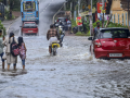 Kerala Rains: IMD Issues Red Alert for Wayanad and Kozhikode; Orange Alert for Idukki, Thrissur, and Five Other Districts - Hindi News | Kerala Rains: IMD Issues Red Alert for Wayanad and Kozhikode; Orange Alert for Idukki, Thrissur, and Five Other Districts | Latest national News at Lokmattimes.com