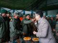 Kiren Rijiju Celebrates Diwali With Indian Army at Bumla Pass, Highlights Border Development (Watch Video) - Hindi News | Kiren Rijiju Celebrates Diwali With Indian Army at Bumla Pass, Highlights Border Development (Watch Video) | Latest national News at Lokmattimes.com