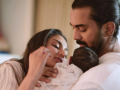 KL Rahul, Athiya Shetty Share Heartwarming Pic With Baby Girl, Reveal Her Name - Hindi News | KL Rahul, Athiya Shetty Share Heartwarming Pic With Baby Girl, Reveal Her Name | Latest cricket News at Lokmattimes.com