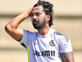 KL Rahul Injured? Indian Batter Suffers Injury Scare Ahead of IND vs AUS Boxing Day Test (Watch Video) - Hindi News | KL Rahul Injured? Indian Batter Suffers Injury Scare Ahead of IND vs AUS Boxing Day Test (Watch Video) | Latest cricket News at Lokmattimes.com