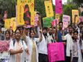 Kolkata Doctor-Rape Murder Case: OPD Services Remain Affected Across Country As Doctors Strike Enters Second Day - Hindi News | Kolkata Doctor-Rape Murder Case: OPD Services Remain Affected Across Country As Doctors Strike Enters Second Day | Latest national News at Lokmattimes.com